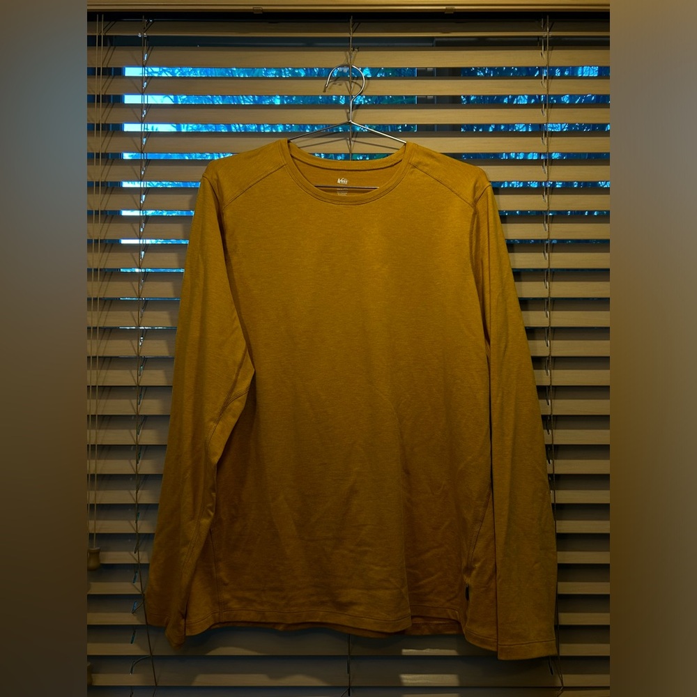 REI Women’s 1X Mustard Yellow Athletic Top